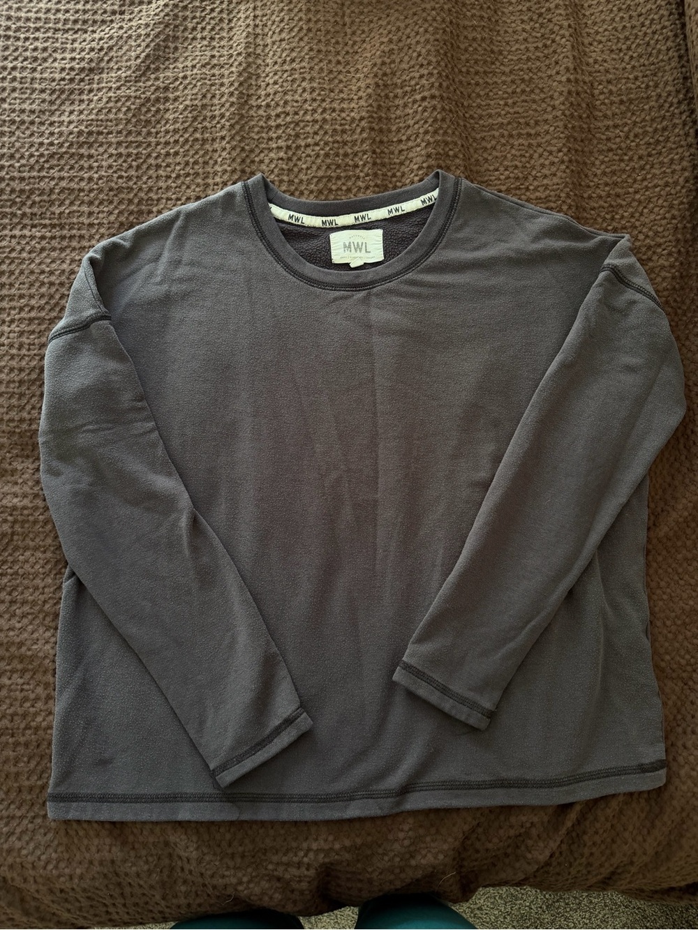 Long Sleeve Crewneck Shirt — Charcoal Gray